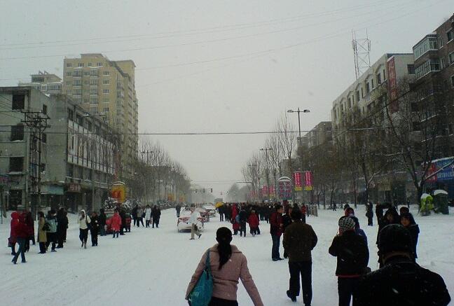 石家莊下雪啦，明天上班你知道注意什么嗎？